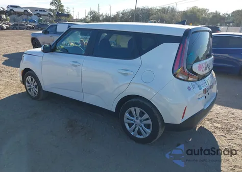 2023 Kia Soul Lx z USA, uszkodzony, nr VIN KNDJ23AUXP7864296